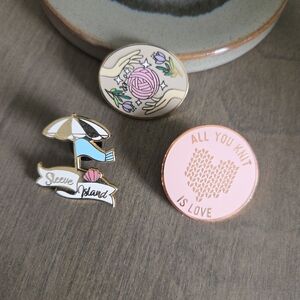 Colorful Knitting Themed Enamel Pin Set
